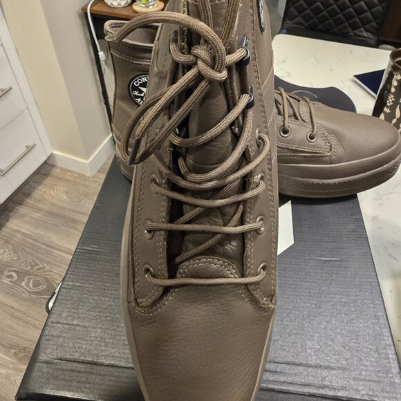 Size 13 - Converse Chuck Taylor All Star Equip Waterproof High Truffle BOOTS NEW - Picture 3 of 15